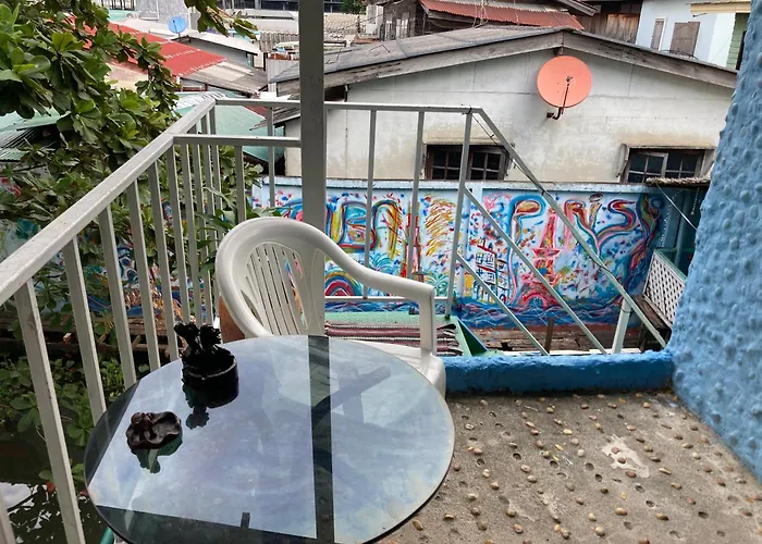 New Phiman Riverview Guesthouse